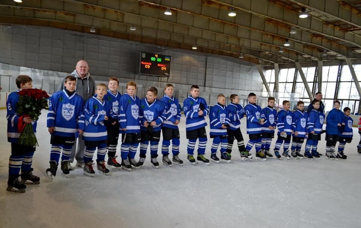 Юные хоккеисты харьковской СДЮСШОР выиграли турнир памяти Александра Осадчего